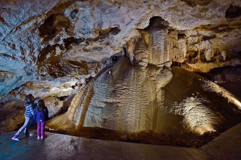 Lipa Cave – Magic of the underground world