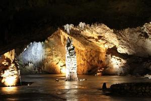 lipa cave